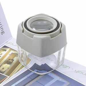 Focusing Cube Magnifier 8x Magnification