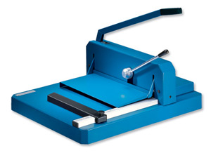 Dahle Heavy-duty Guillotine Manual Cutting Length 430mm Capacity 160x 80gsm Area 720x590mm Blue Ref 842
