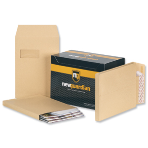 New Guardian Envelopes Peel and Seal Window Gusset 25mm 130gsm Manilla C4 [Pack 100]