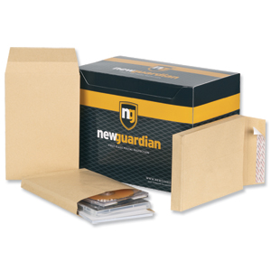 New Guardian Envelopes Heavyweight Peel and Seal Gusset 25mm 130gsm Manilla 241x165mm [Pack 100]